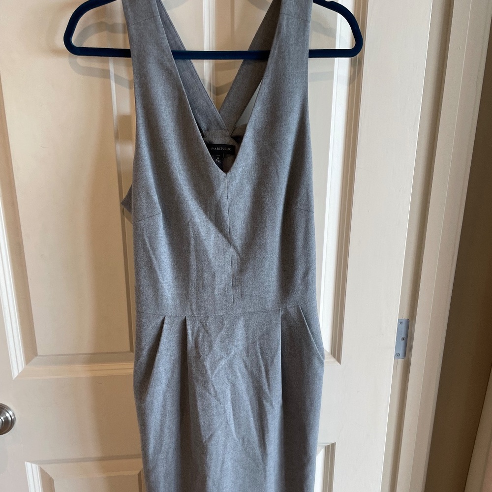 Banana Republic Gray Dress with Back Bow Detail